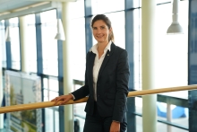 Dr. Anne Busch